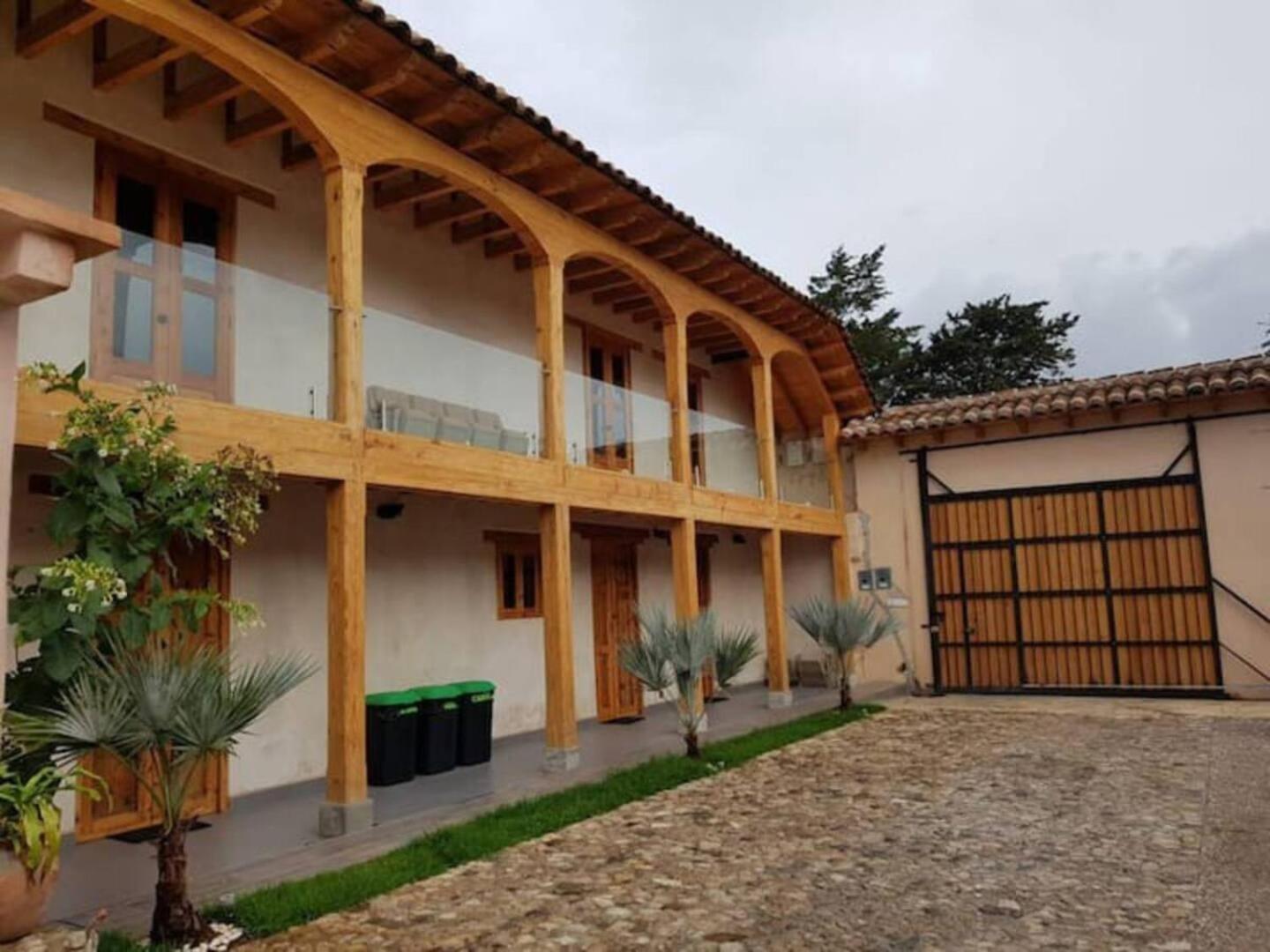 Hotel Jardines Del Carmen San Cristobal de las Casas Exterior photo
